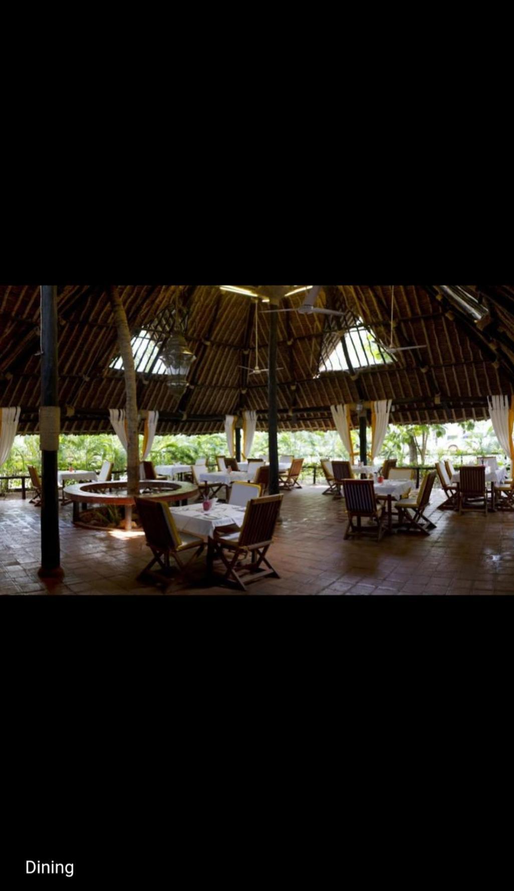 Mangro Hotel Diani Beach Buitenkant foto