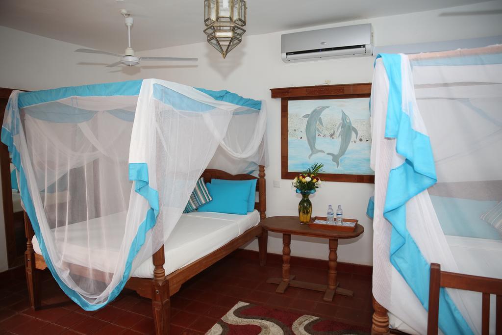 Mangro Hotel Diani Beach Buitenkant foto